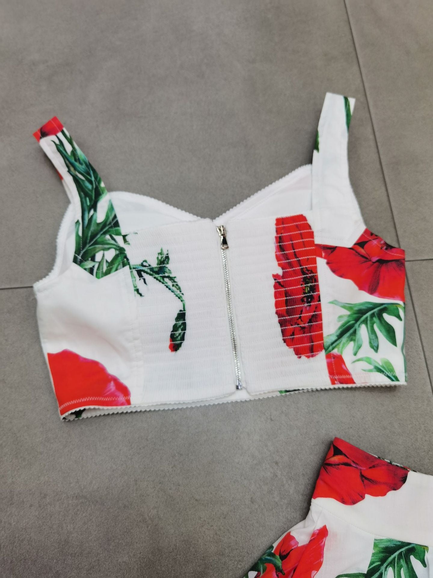Luxury Designer Inspired spring and summer new quality women's girls cotton printed fashion suit with chest wipe vest and high waist large swing half skirt
